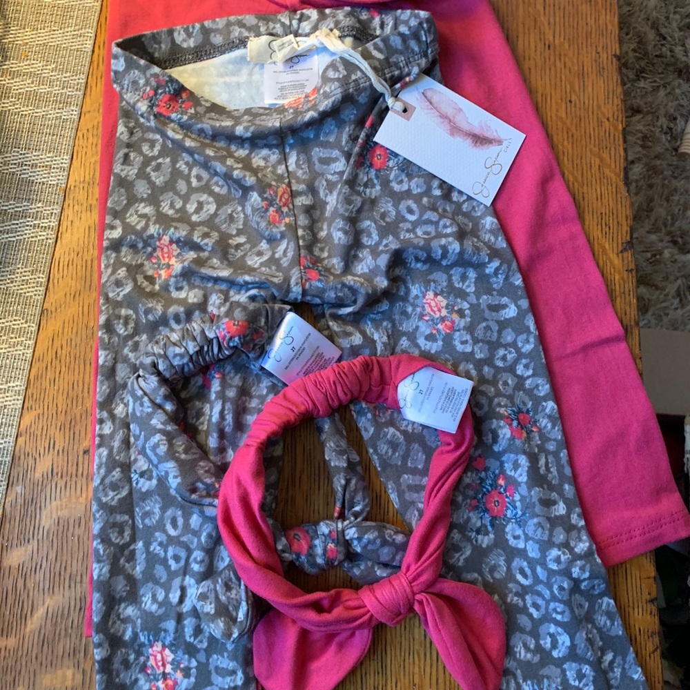 Jessica Simpson 2T leggings with headbands